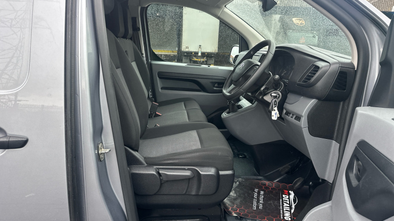 Citroen Dispatch M Diesel 1000 1.5 BlueHDi 100 Van Enterprise Pro